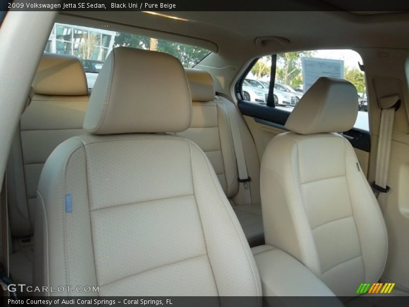 Black Uni / Pure Beige 2009 Volkswagen Jetta SE Sedan