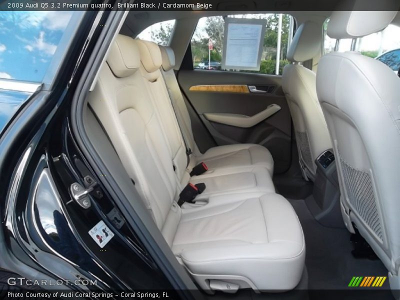 Brilliant Black / Cardamom Beige 2009 Audi Q5 3.2 Premium quattro