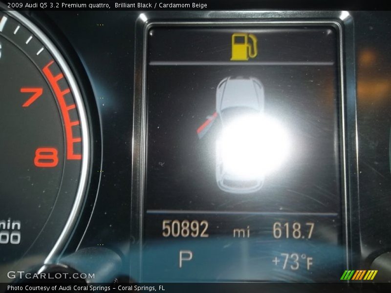 Brilliant Black / Cardamom Beige 2009 Audi Q5 3.2 Premium quattro