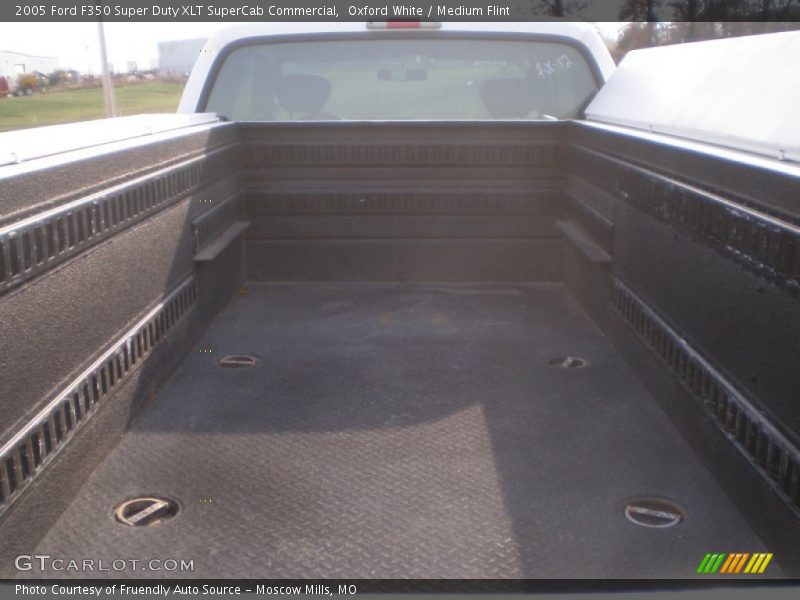 Oxford White / Medium Flint 2005 Ford F350 Super Duty XLT SuperCab Commercial