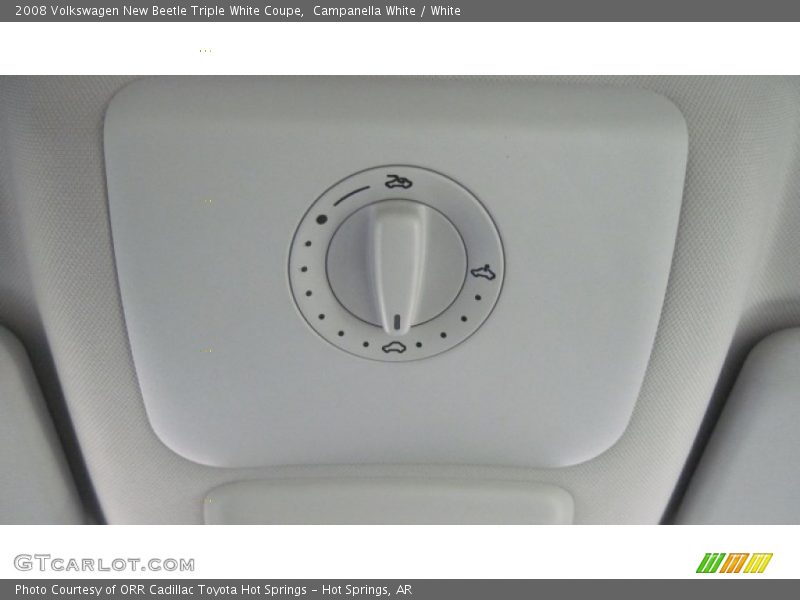 Campanella White / White 2008 Volkswagen New Beetle Triple White Coupe
