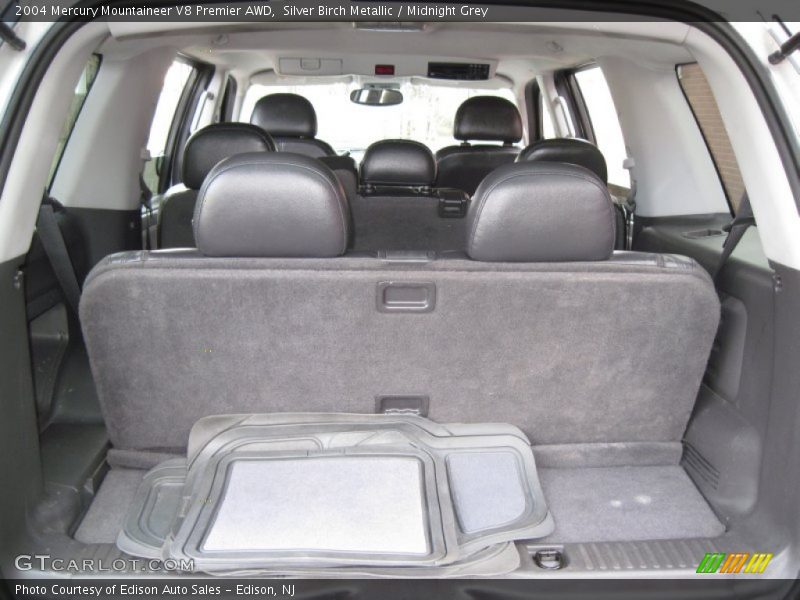 Silver Birch Metallic / Midnight Grey 2004 Mercury Mountaineer V8 Premier AWD