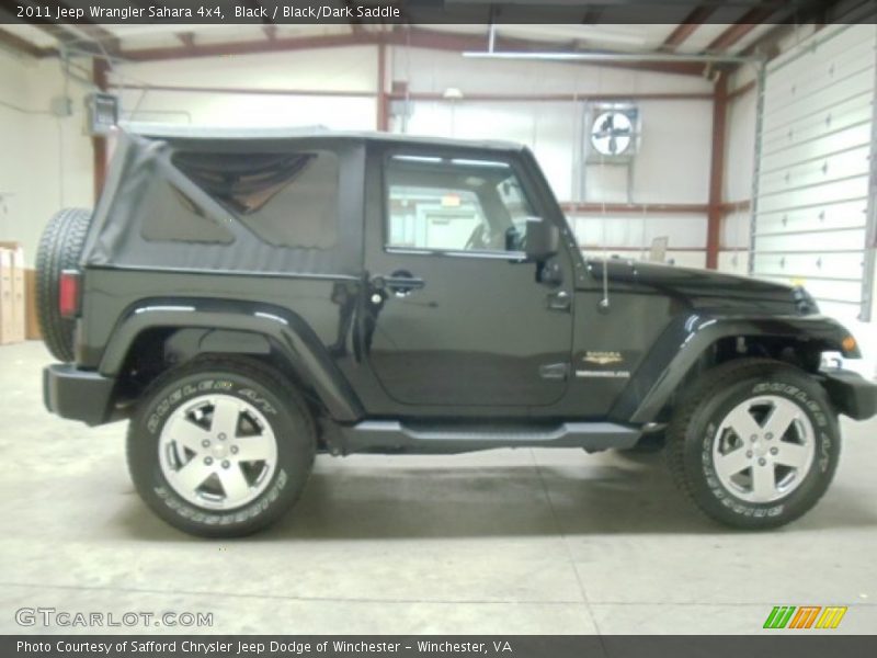 Black / Black/Dark Saddle 2011 Jeep Wrangler Sahara 4x4