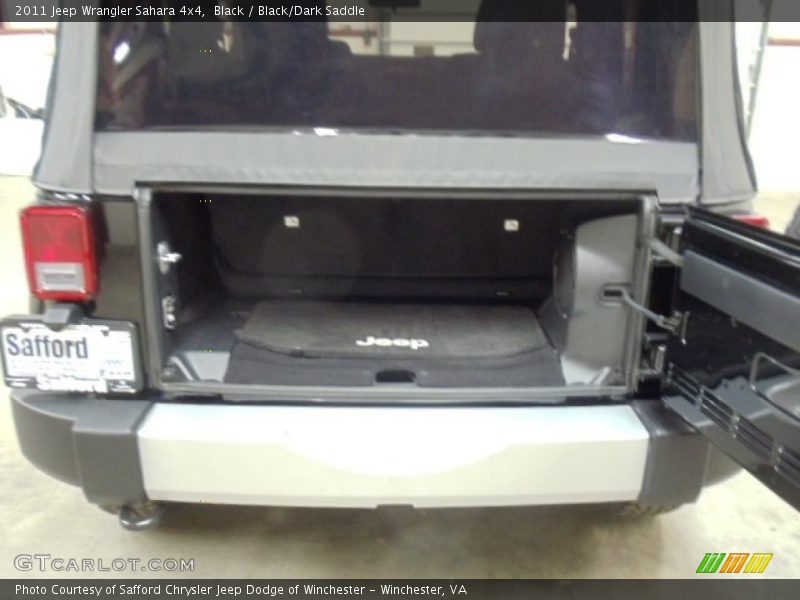 Black / Black/Dark Saddle 2011 Jeep Wrangler Sahara 4x4