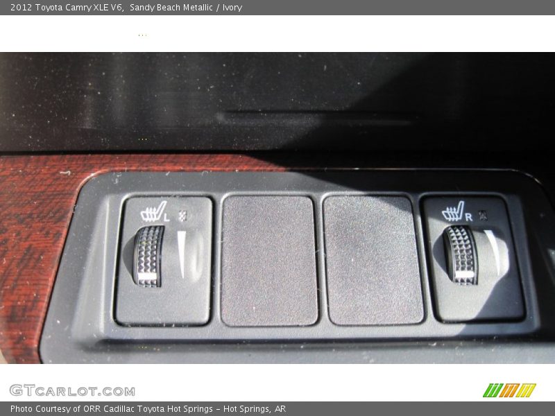 Sandy Beach Metallic / Ivory 2012 Toyota Camry XLE V6