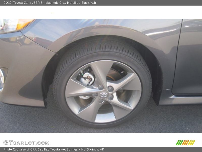 Magnetic Gray Metallic / Black/Ash 2012 Toyota Camry SE V6