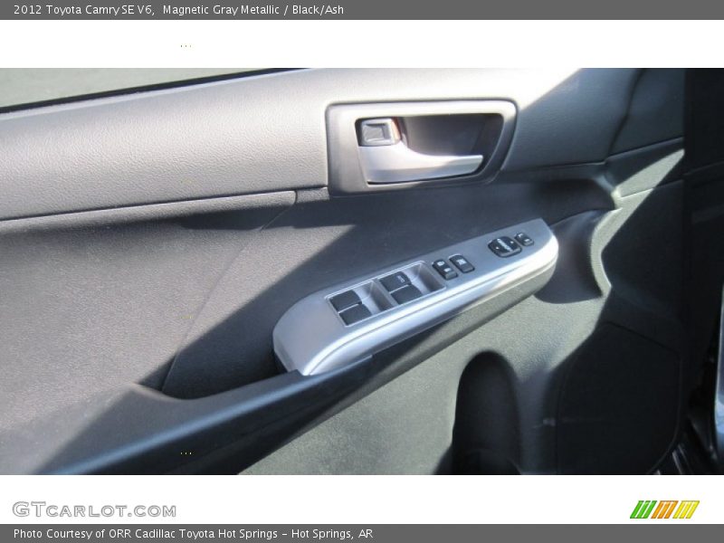 Magnetic Gray Metallic / Black/Ash 2012 Toyota Camry SE V6