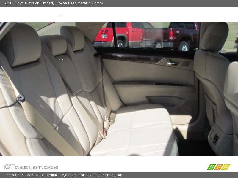 Cocoa Bean Metallic / Ivory 2011 Toyota Avalon Limited