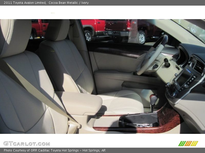 Cocoa Bean Metallic / Ivory 2011 Toyota Avalon Limited