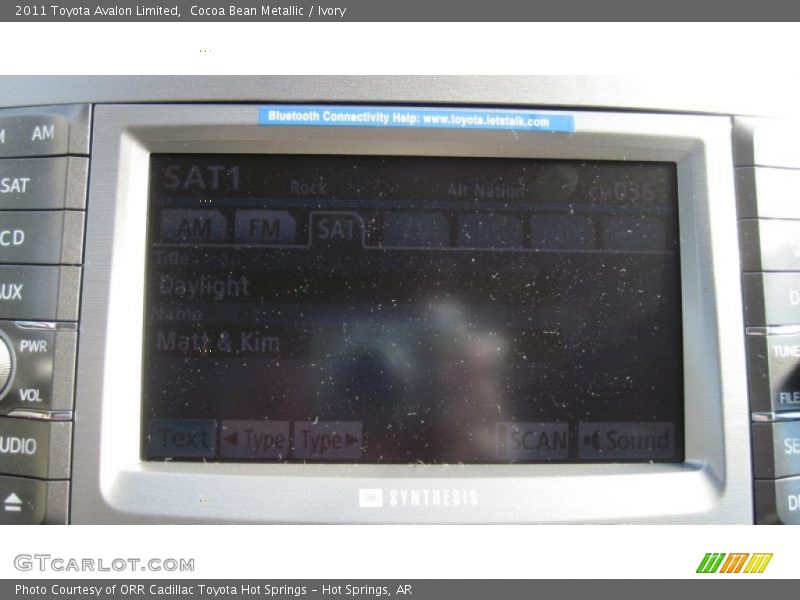 Cocoa Bean Metallic / Ivory 2011 Toyota Avalon Limited