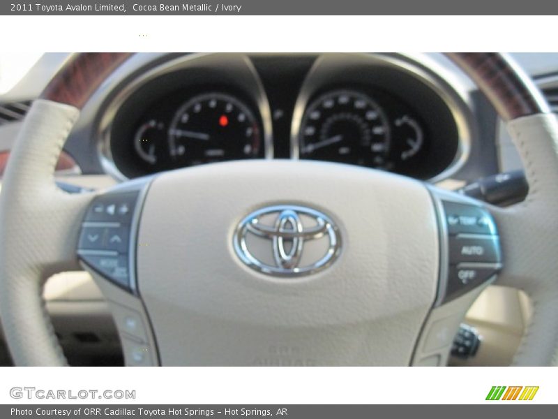 Cocoa Bean Metallic / Ivory 2011 Toyota Avalon Limited