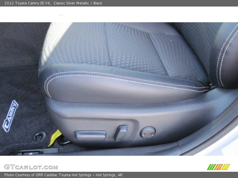 Classic Silver Metallic / Black 2012 Toyota Camry SE V6