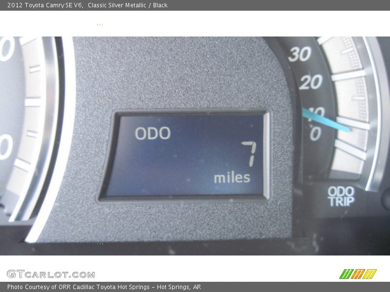 Classic Silver Metallic / Black 2012 Toyota Camry SE V6