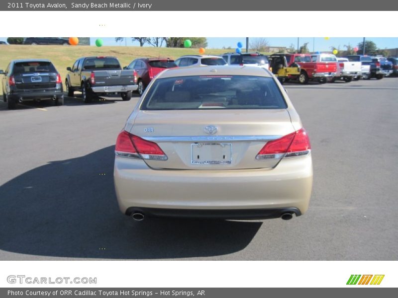 Sandy Beach Metallic / Ivory 2011 Toyota Avalon
