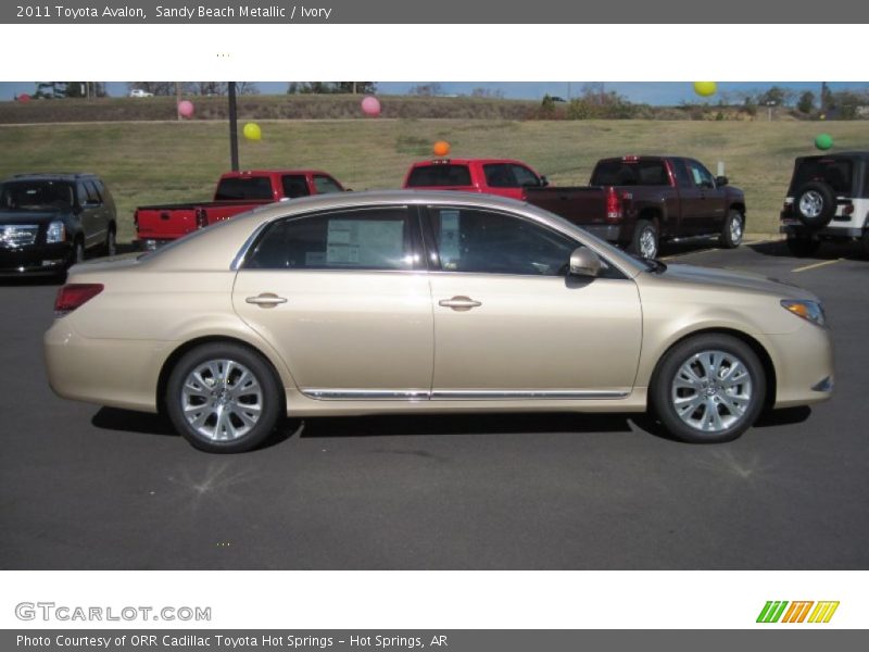 Sandy Beach Metallic / Ivory 2011 Toyota Avalon
