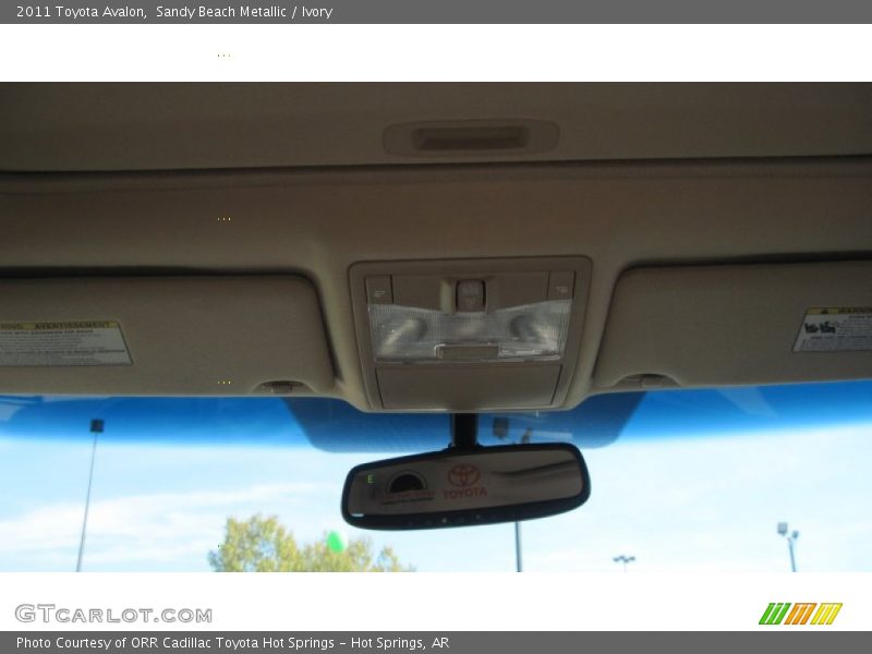 Sandy Beach Metallic / Ivory 2011 Toyota Avalon