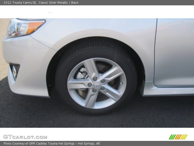 Classic Silver Metallic / Black 2012 Toyota Camry SE