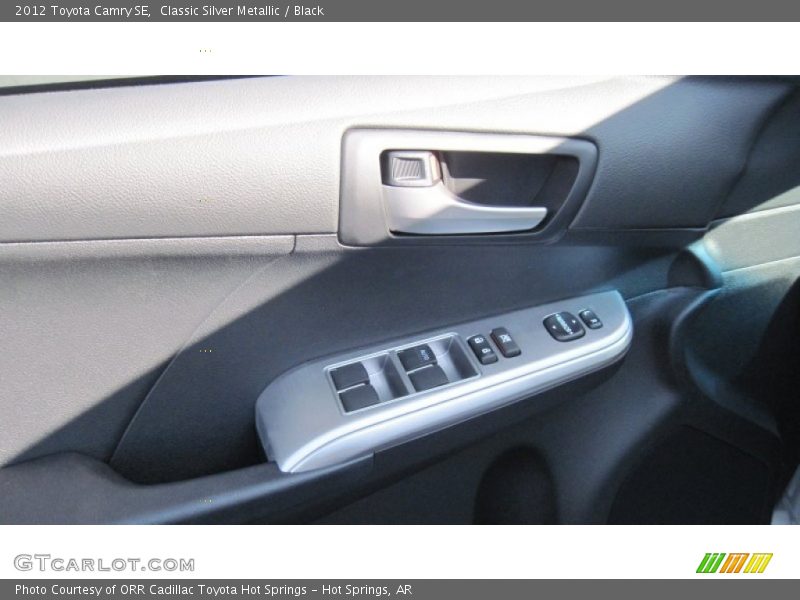 Classic Silver Metallic / Black 2012 Toyota Camry SE