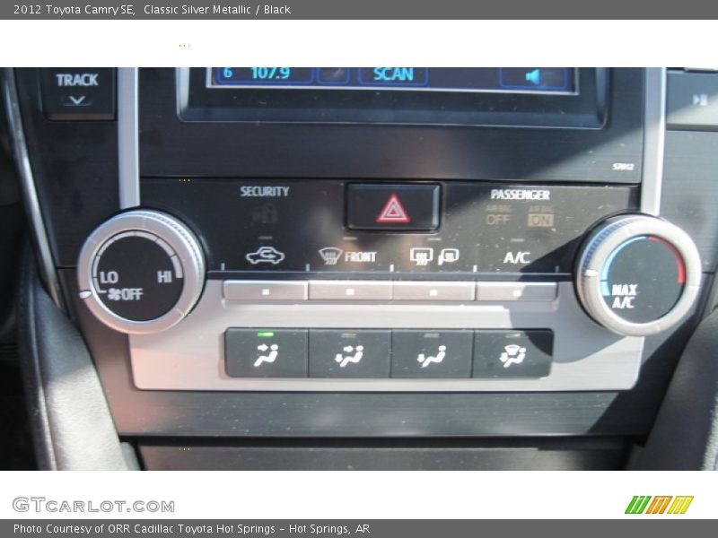 Classic Silver Metallic / Black 2012 Toyota Camry SE