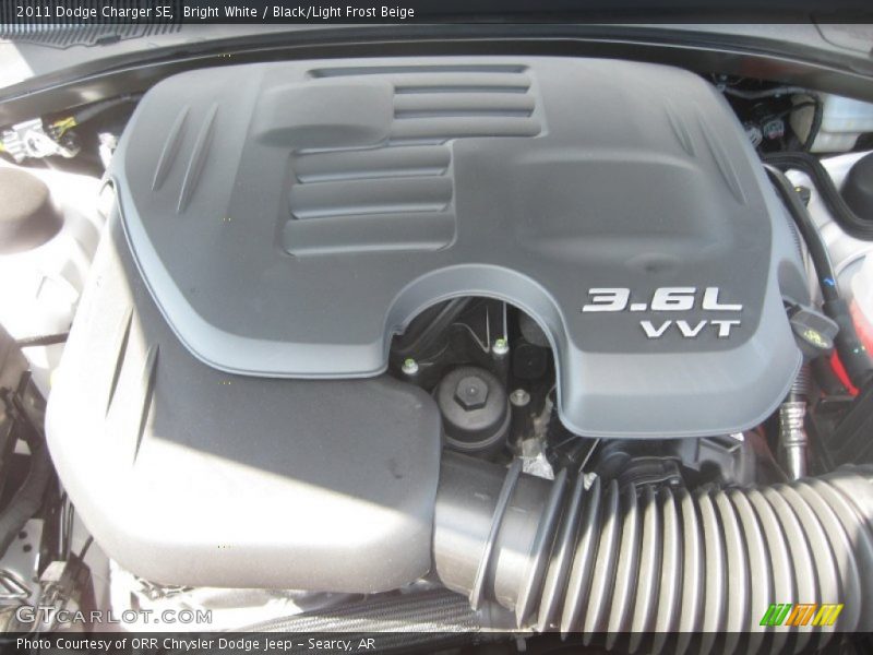 Bright White / Black/Light Frost Beige 2011 Dodge Charger SE