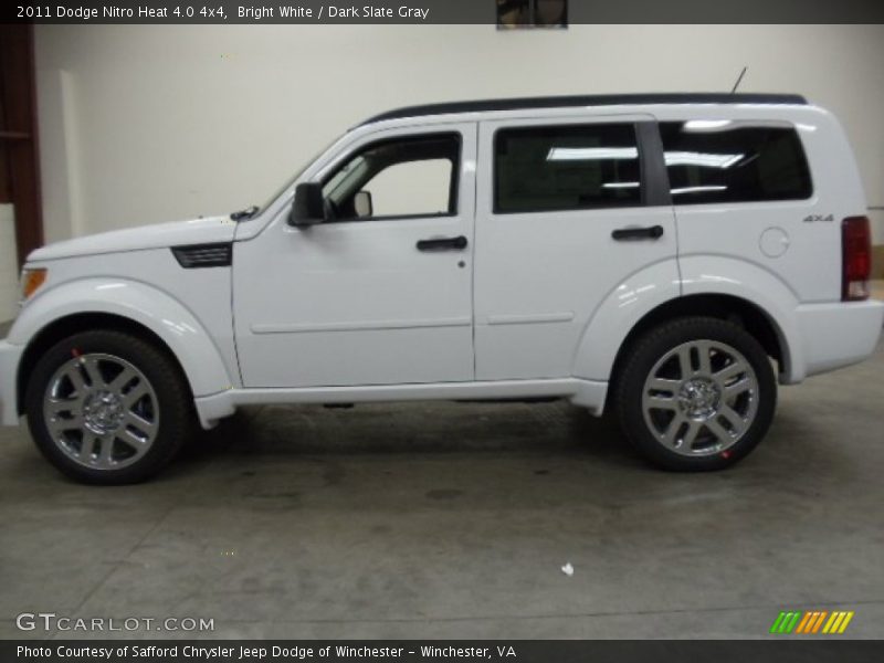 Bright White / Dark Slate Gray 2011 Dodge Nitro Heat 4.0 4x4