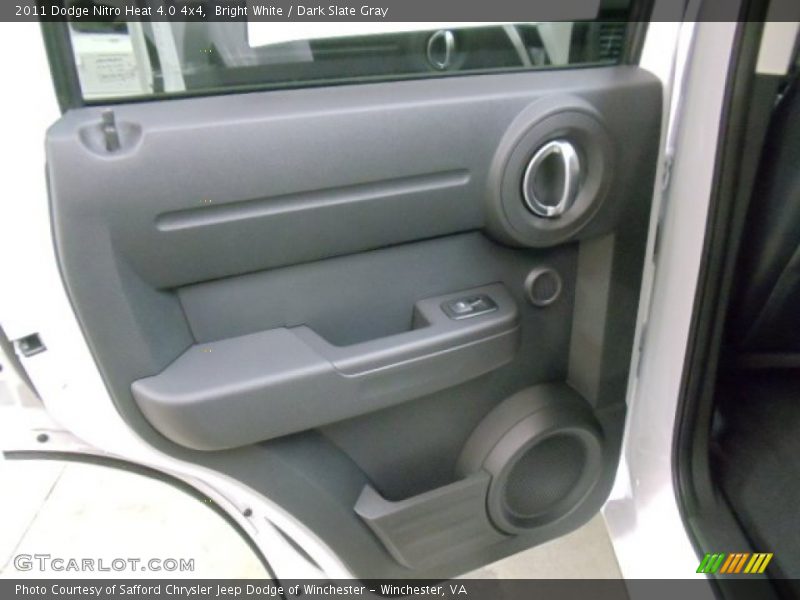 Bright White / Dark Slate Gray 2011 Dodge Nitro Heat 4.0 4x4