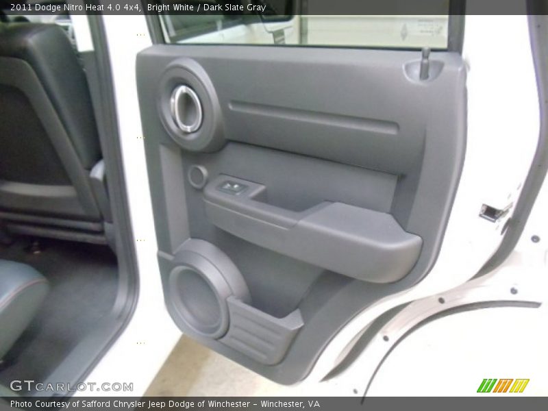 Bright White / Dark Slate Gray 2011 Dodge Nitro Heat 4.0 4x4