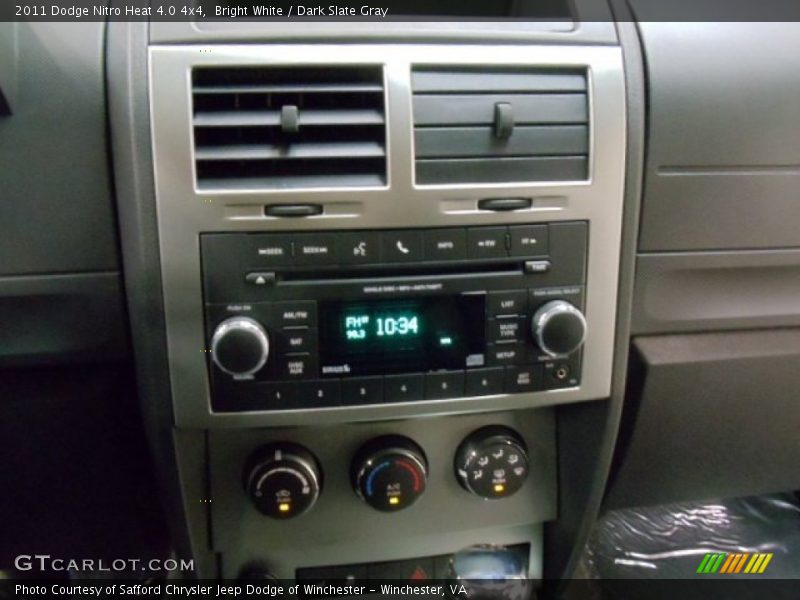 Bright White / Dark Slate Gray 2011 Dodge Nitro Heat 4.0 4x4