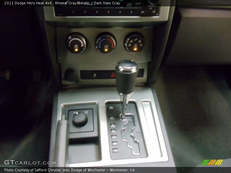 Mineral Gray Metallic / Dark Slate Gray 2011 Dodge Nitro Heat 4x4