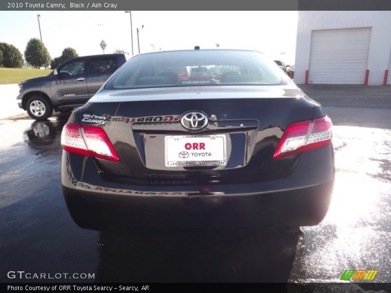 Black / Ash Gray 2010 Toyota Camry