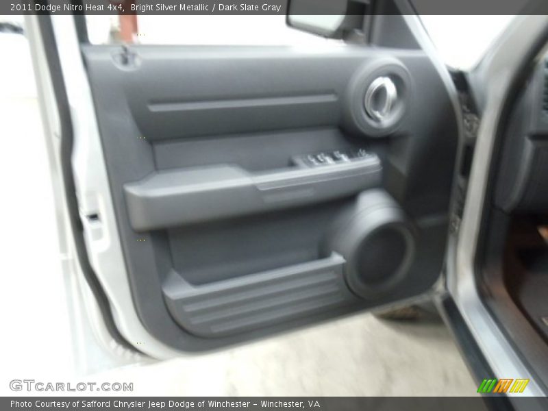 Bright Silver Metallic / Dark Slate Gray 2011 Dodge Nitro Heat 4x4