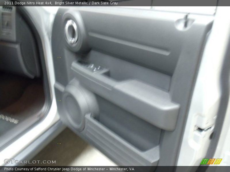 Bright Silver Metallic / Dark Slate Gray 2011 Dodge Nitro Heat 4x4