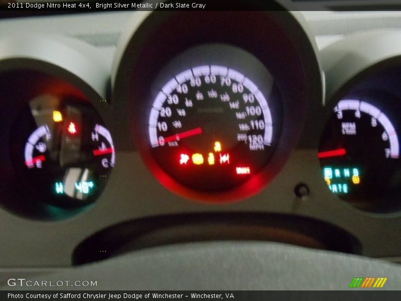 Bright Silver Metallic / Dark Slate Gray 2011 Dodge Nitro Heat 4x4