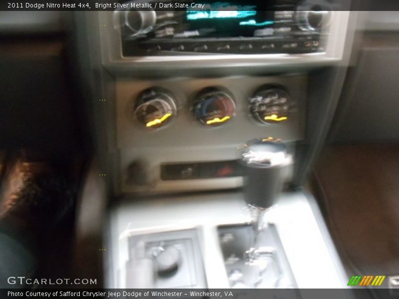 Bright Silver Metallic / Dark Slate Gray 2011 Dodge Nitro Heat 4x4