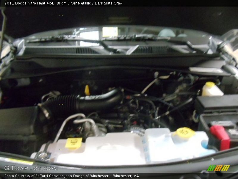 Bright Silver Metallic / Dark Slate Gray 2011 Dodge Nitro Heat 4x4