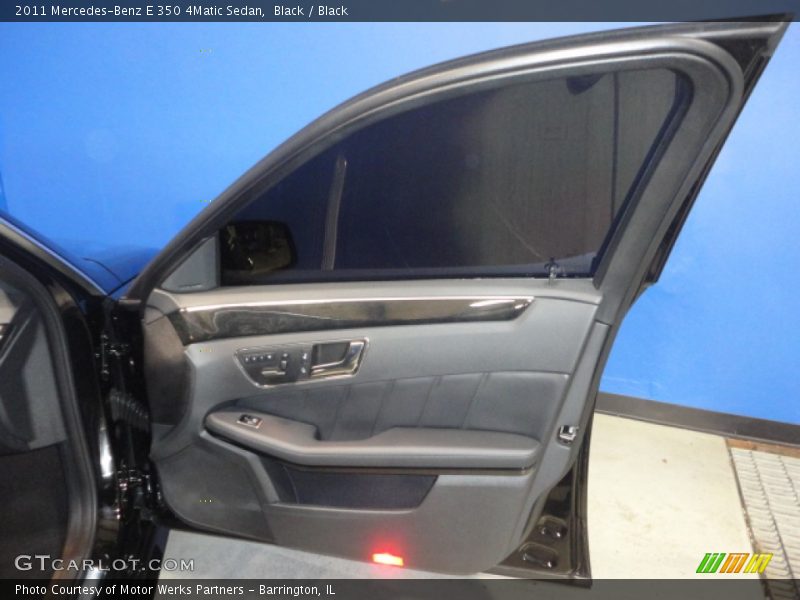 Black / Black 2011 Mercedes-Benz E 350 4Matic Sedan