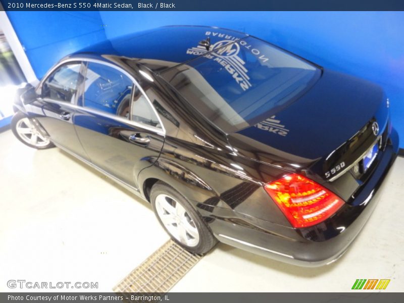 Black / Black 2010 Mercedes-Benz S 550 4Matic Sedan