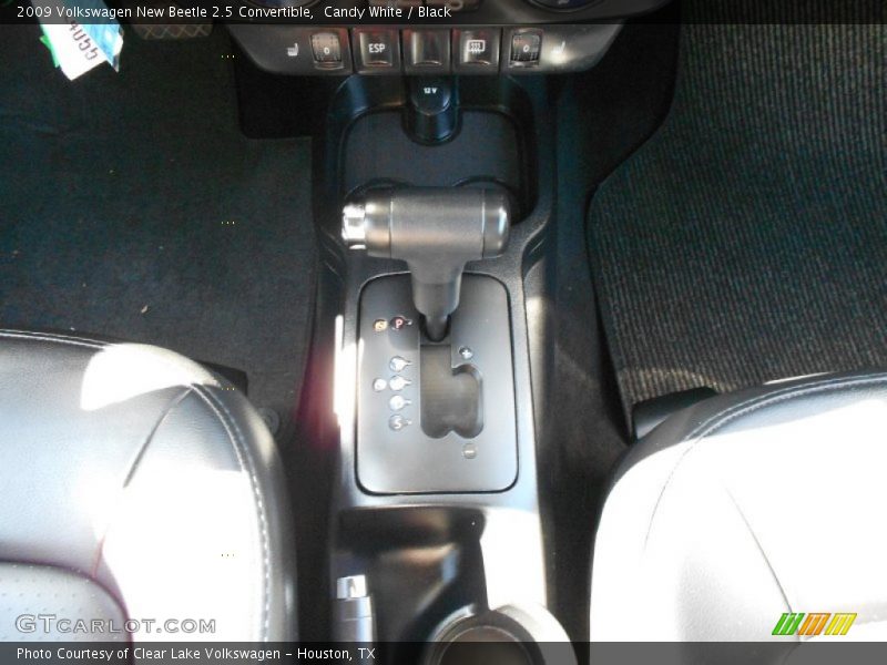 Candy White / Black 2009 Volkswagen New Beetle 2.5 Convertible