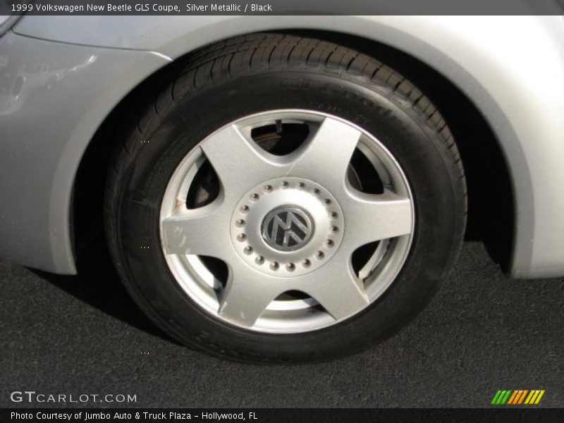 Silver Metallic / Black 1999 Volkswagen New Beetle GLS Coupe