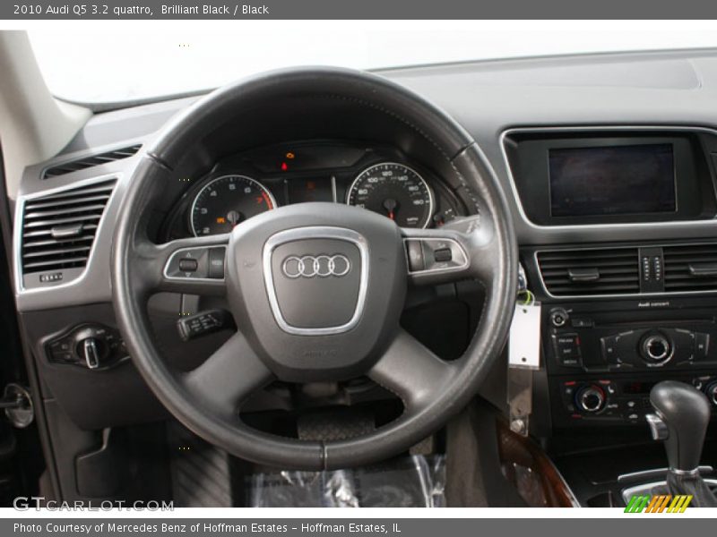 Brilliant Black / Black 2010 Audi Q5 3.2 quattro