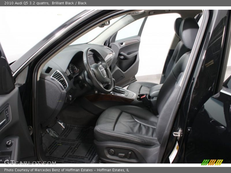 Brilliant Black / Black 2010 Audi Q5 3.2 quattro