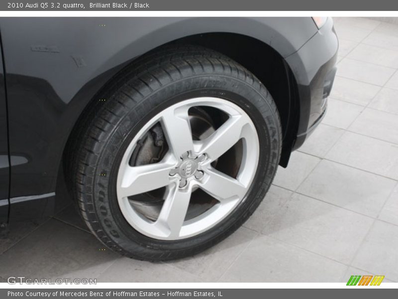 Brilliant Black / Black 2010 Audi Q5 3.2 quattro