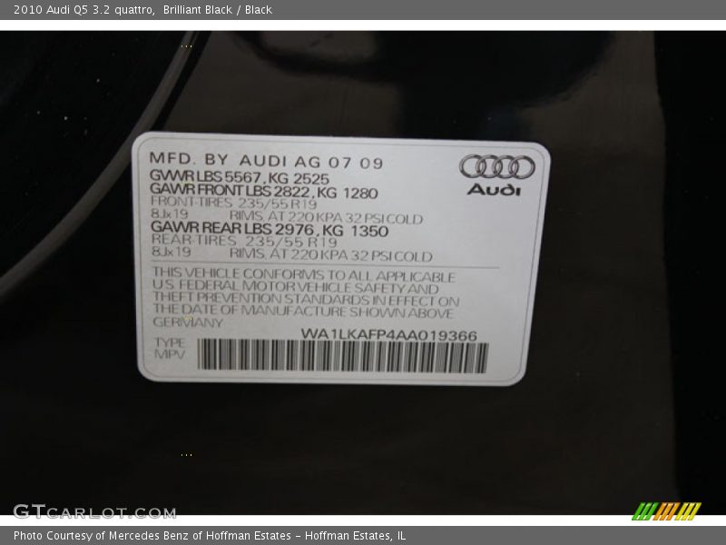 Brilliant Black / Black 2010 Audi Q5 3.2 quattro