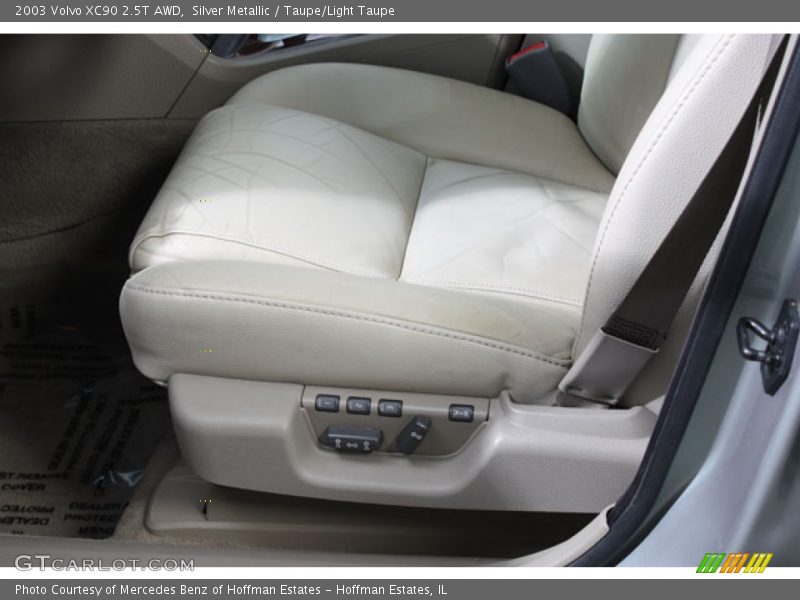 Silver Metallic / Taupe/Light Taupe 2003 Volvo XC90 2.5T AWD