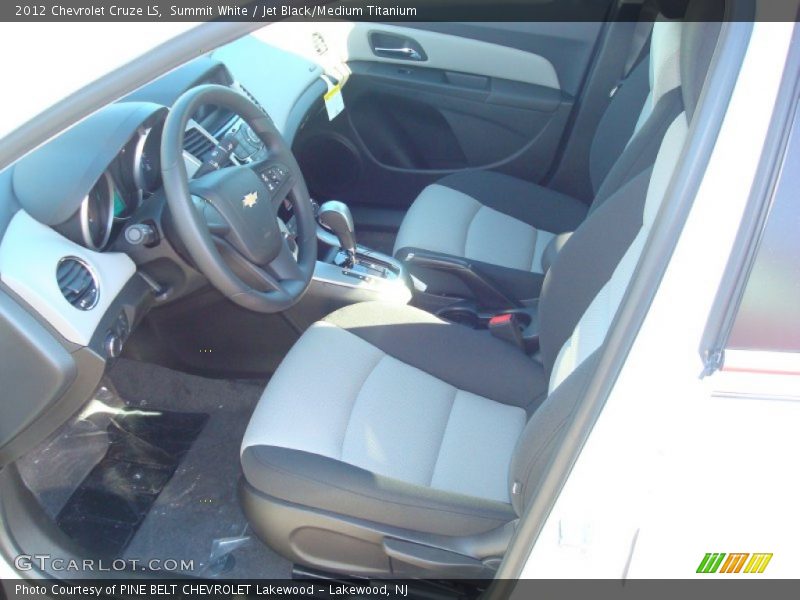 Summit White / Jet Black/Medium Titanium 2012 Chevrolet Cruze LS