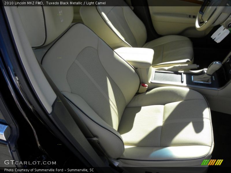 Tuxedo Black Metallic / Light Camel 2010 Lincoln MKZ FWD