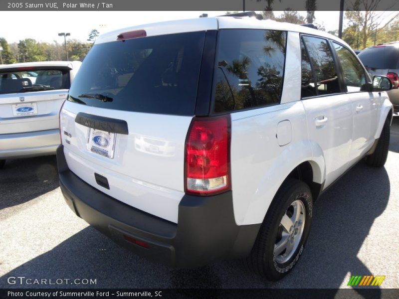 Polar White / Tan 2005 Saturn VUE