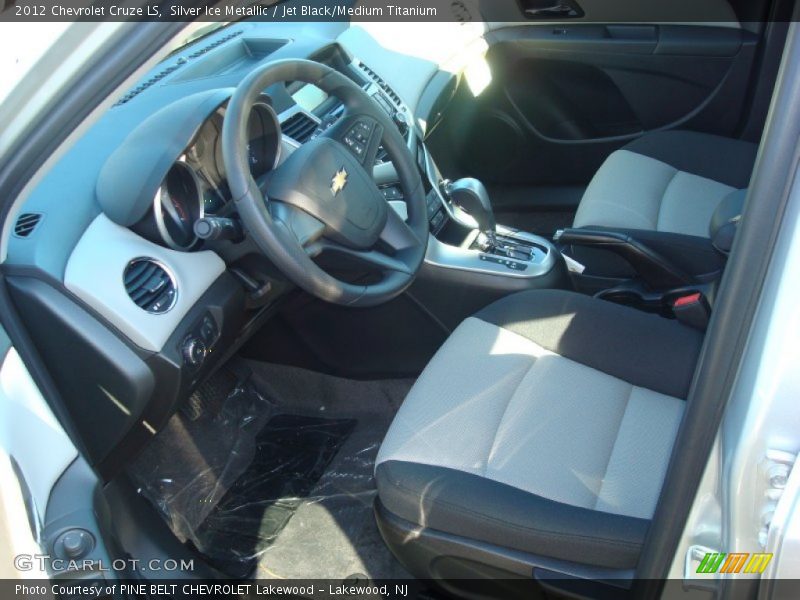 Silver Ice Metallic / Jet Black/Medium Titanium 2012 Chevrolet Cruze LS