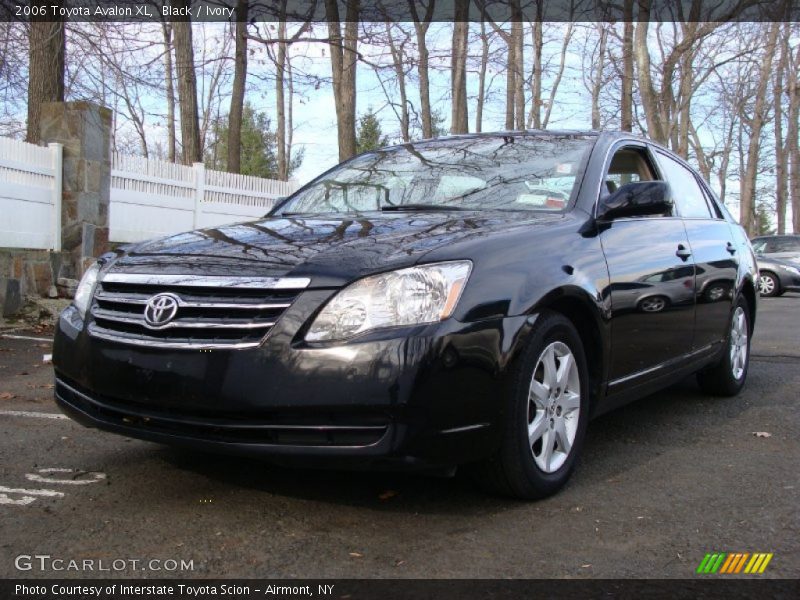 Black / Ivory 2006 Toyota Avalon XL