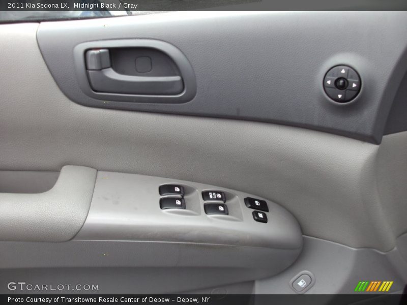 Midnight Black / Gray 2011 Kia Sedona LX